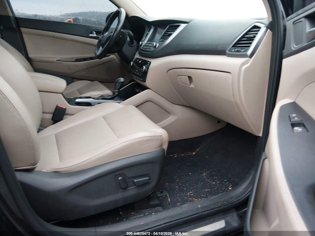 2018 HYUNDAI TUCSON KM8J3CA28JU622767 Photo 4