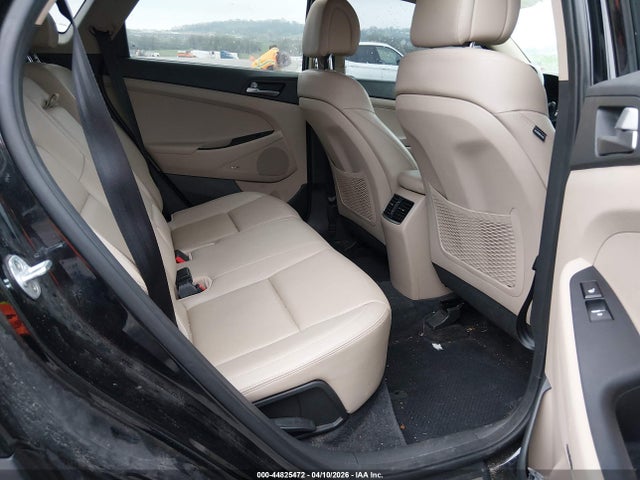2018 HYUNDAI TUCSON KM8J3CA28JU622767 Photo 7