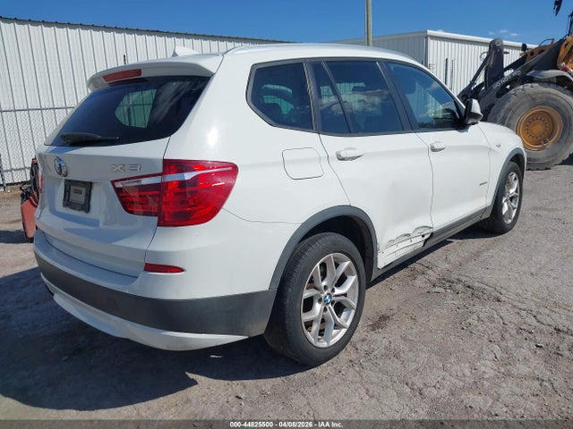 2011 BMW X3 5UXWX7C56BL732851 Photo 3
