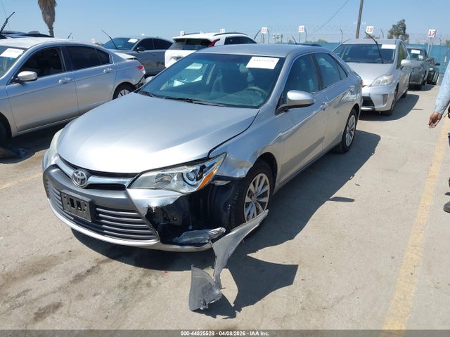 Toyota CAMRY LE 2015 4T1BF1FK9FU988737 Image 2