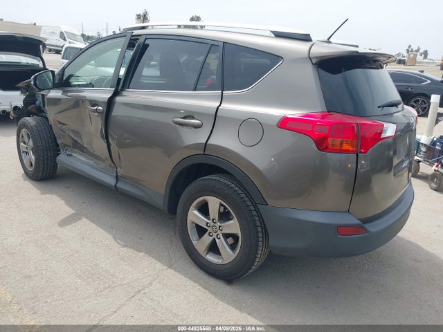 Toyota Rav4 Xle 2015 JTMWFREVXFD045000 Image 3