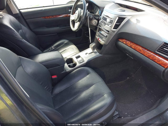 44825574 :رقم المزاد ، 4S4BRBKC5B3361822 vin ، 2011 Subaru Outback 2.5i Limited مزاد بيع