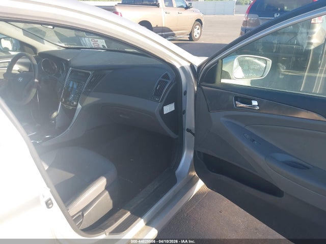 Продажа на аукционе авто 2011 Hyundai Sonata Hybrid, vin: KMHEC4A49BA001551, номер лота: 44825586
