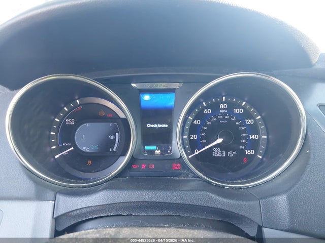 Продажа на аукционе авто 2011 Hyundai Sonata Hybrid, vin: KMHEC4A49BA001551, номер лота: 44825586