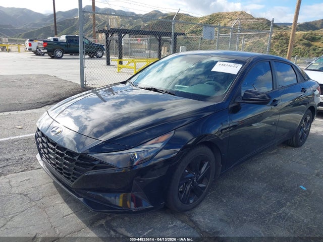 5NPLM4AGXNH059524 Hyundai ELANTRA SEL