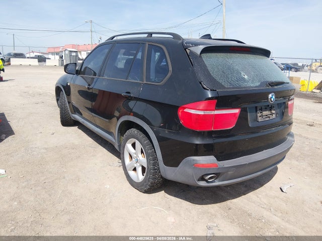 2010 BMW X5 5UXFE4C56AL276739 Photo 2