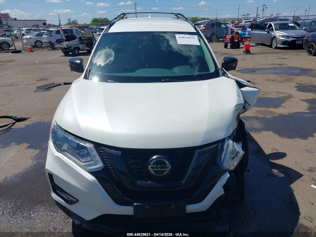 2018 Nissan Rogue Sv მანქანა იყიდება აუქციონზე, vin: 5N1AT2MT2JC720780, აუქციონის ნომერი: 44825631