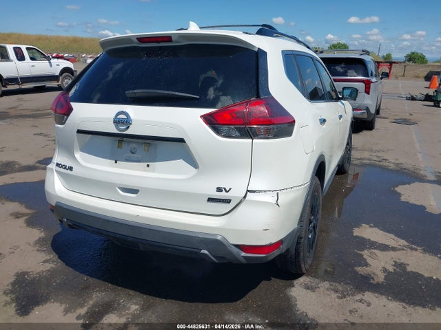 2018 Nissan Rogue Sv მანქანა იყიდება აუქციონზე, vin: 5N1AT2MT2JC720780, აუქციონის ნომერი: 44825631