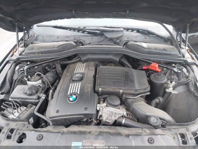 2010 Bmw 535i მანქანა იყიდება აუქციონზე, vin: WBANW1C59AC167861, აუქციონის ნომერი: 44825632