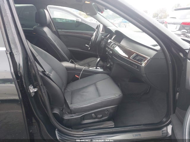 2010 Bmw 535i მანქანა იყიდება აუქციონზე, vin: WBANW1C59AC167861, აუქციონის ნომერი: 44825632