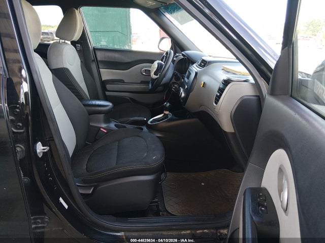 2015 Kia Soul + მანქანა იყიდება აუქციონზე, vin: KNDJP3A55F7190227, აუქციონის ნომერი: 44825634