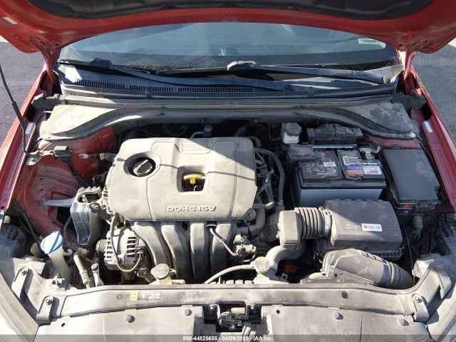KMHD84LF0HU410671 Hyundai ELANTRA SE