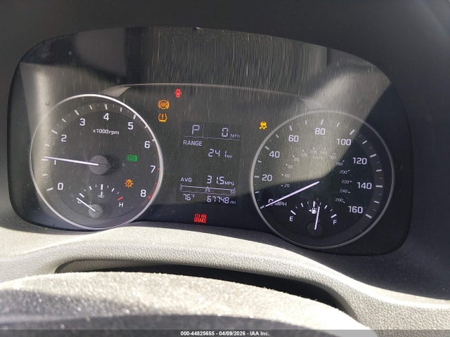 KMHD84LF0HU410671 Hyundai ELANTRA SE