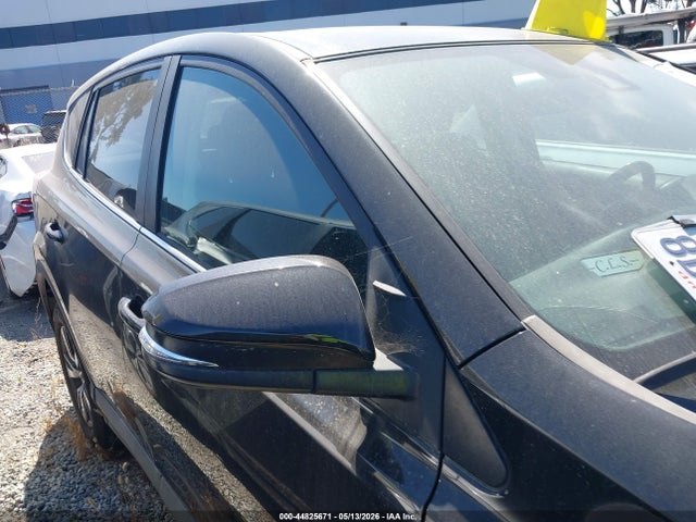 Toyota Rav4 Xle 2018 2T3WFREV4JW456503 Image 13