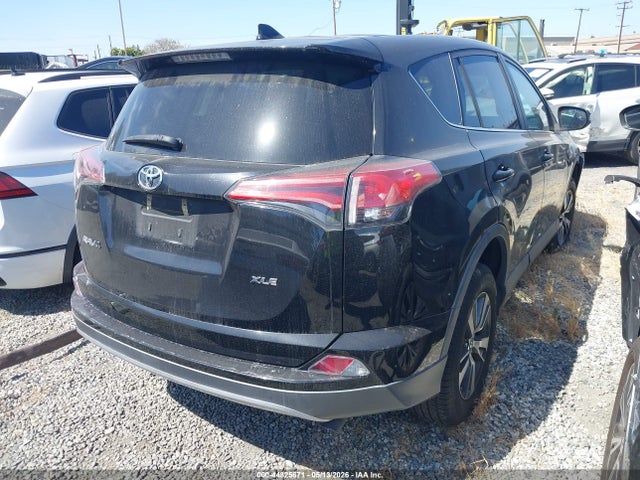 Toyota Rav4 Xle 2018 2T3WFREV4JW456503 Image 4