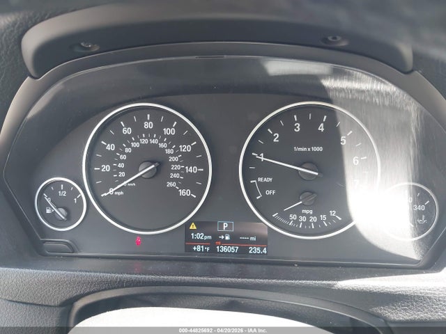 44825692 :رقم المزاد ، WBA8A9C31HK864434 vin ، 2017 Bmw 320i مزاد بيع