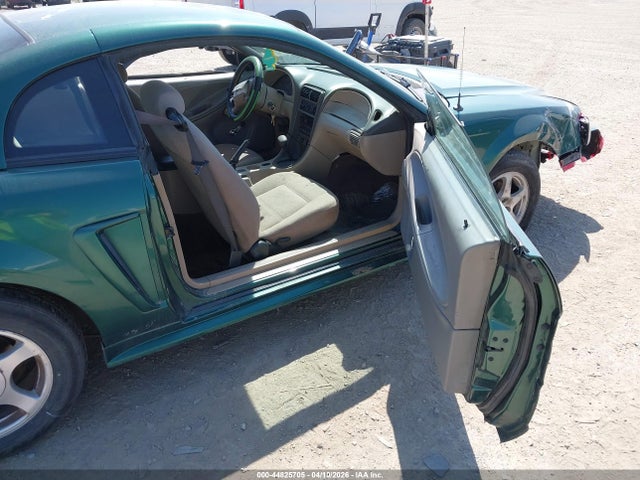 Продаж на аукціоні авто 2002 Ford Mustang, vin: 1FAFP40412F182006, номер лоту: 44825705