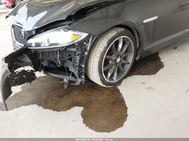 SAJWJ0FF3F8U71588 Jaguar Xf 3.0 Portfolio/3.0 Sport