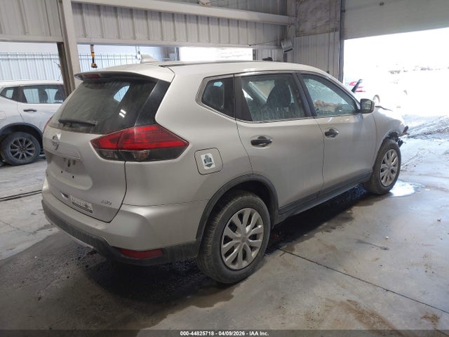 KNMAT2MV4HP558319 Nissan ROGUE S