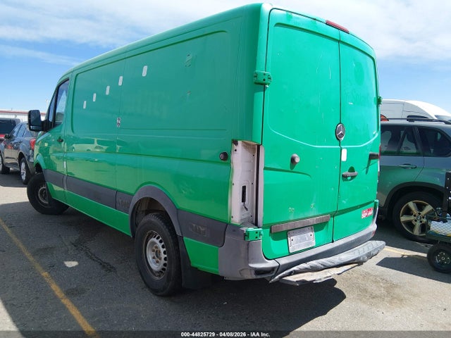 2011 Mercedes-benz Sprinter 2500 Normal Roof მანქანა იყიდება აუქციონზე, vin: WD3PE7CC8B5606614, აუქციონის ნომერი: 44825729