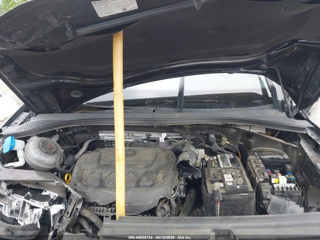 3VVCB7AX1NM107267 Volkswagen Tiguan 2.0t Se R-line Black