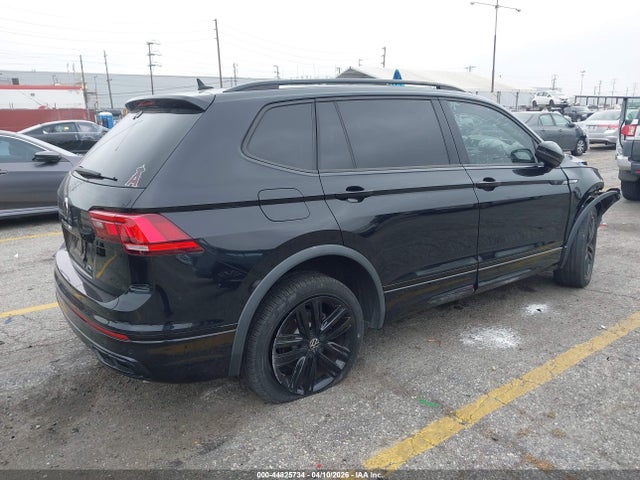 3VVCB7AX1NM107267 Volkswagen Tiguan 2.0t Se R-line Black