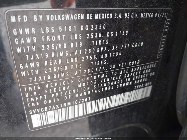 3VVCB7AX1NM107267 Volkswagen Tiguan 2.0t Se R-line Black