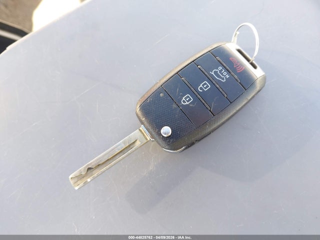 2016 Kia Sorento 3.3l Lx მანქანა იყიდება აუქციონზე, vin: 5XYPGDA54GG135871, აუქციონის ნომერი: 44825762