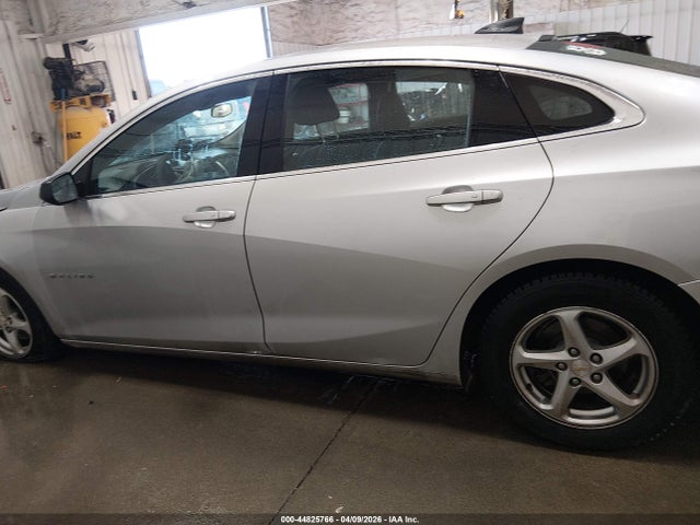 1G1ZB5ST1JF287622 Chevrolet Malibu 1ls