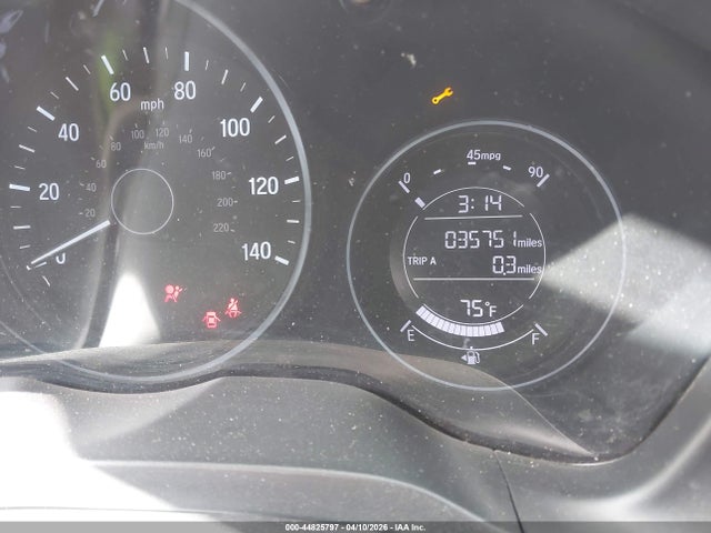 3CZRU5H31JM715658 Honda HR-V LX