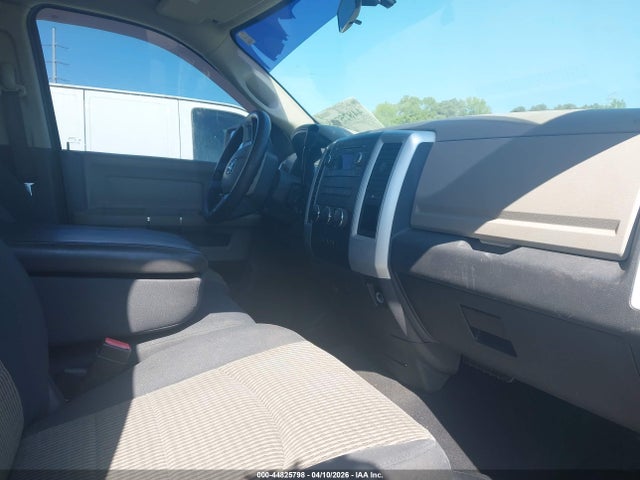 2009 DODGE RAM 1500 1D3HB18P79S802462 Photo 4