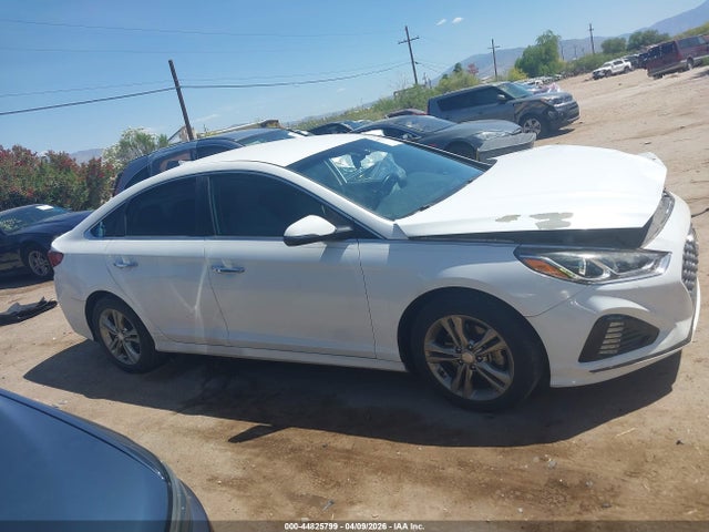 2019 Hyundai Sonata Sel მანქანა იყიდება აუქციონზე, vin: 5NPE34AF3KH754586, აუქციონის ნომერი: 44825799