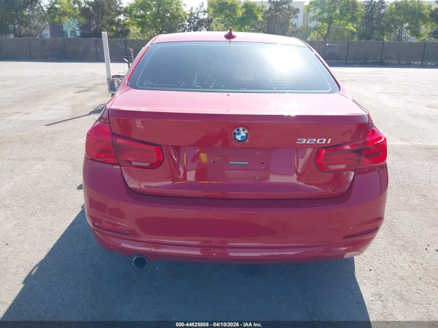 BMW 320i 2016 WBA8E1G51GNU11624 Image 16