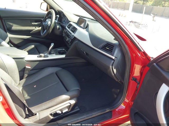 BMW 320i 2016 WBA8E1G51GNU11624 Image 5