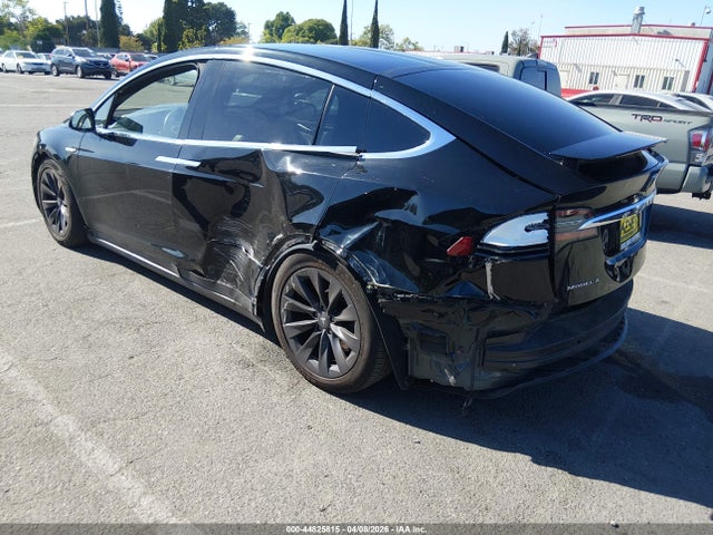 Продаж на аукціоні авто 2016 Tesla Model X 60d/70d/75d/90d/p100d, vin: 5YJXCBE25GF014905, номер лоту: 44825815