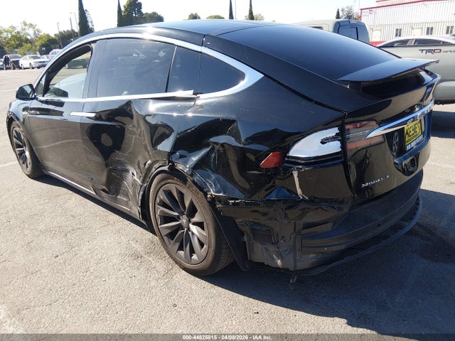 Продаж на аукціоні авто 2016 Tesla Model X 60d/70d/75d/90d/p100d, vin: 5YJXCBE25GF014905, номер лоту: 44825815