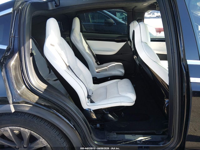 Продаж на аукціоні авто 2016 Tesla Model X 60d/70d/75d/90d/p100d, vin: 5YJXCBE25GF014905, номер лоту: 44825815