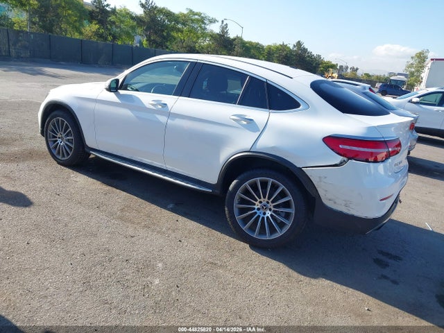 2019 Mercedes-benz Glc 300 Coupe 4matic მანქანა იყიდება აუქციონზე, vin: WDC0J4KB1KF546576, აუქციონის ნომერი: 44825820