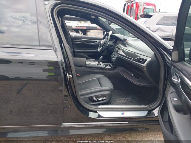 Продажа на аукционе авто 2022 Bmw 750 I Xdrive, vin: WBA7U2C06NCK14553, номер лота: 44825830