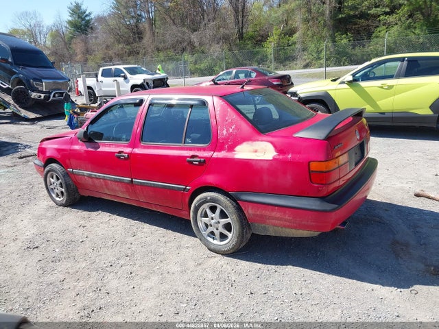 44825857 :رقم المزاد ، 3VWRA81H2WM234098 vin ، 1998 Volkswagen Jetta Gl مزاد بيع