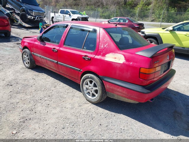 44825857 :رقم المزاد ، 3VWRA81H2WM234098 vin ، 1998 Volkswagen Jetta Gl مزاد بيع