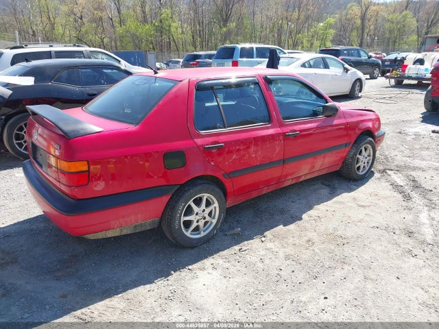 44825857 :رقم المزاد ، 3VWRA81H2WM234098 vin ، 1998 Volkswagen Jetta Gl مزاد بيع