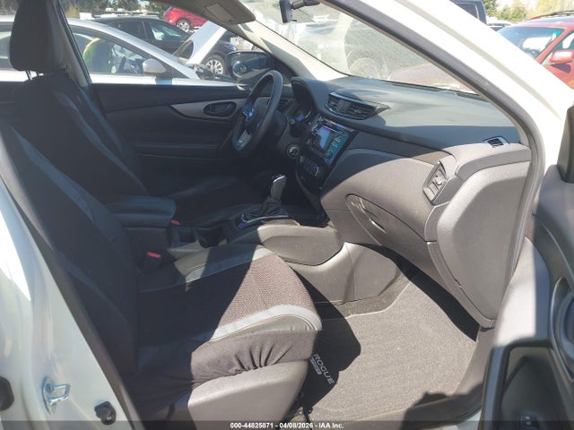 JN1BJ1CRXHW107445 Nissan Rogue Sport S