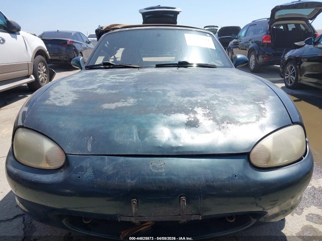 44825873 :رقم المزاد ، JM1NB3538X0133717 vin ، 1999 Mazda Mx-5 Miata مزاد بيع