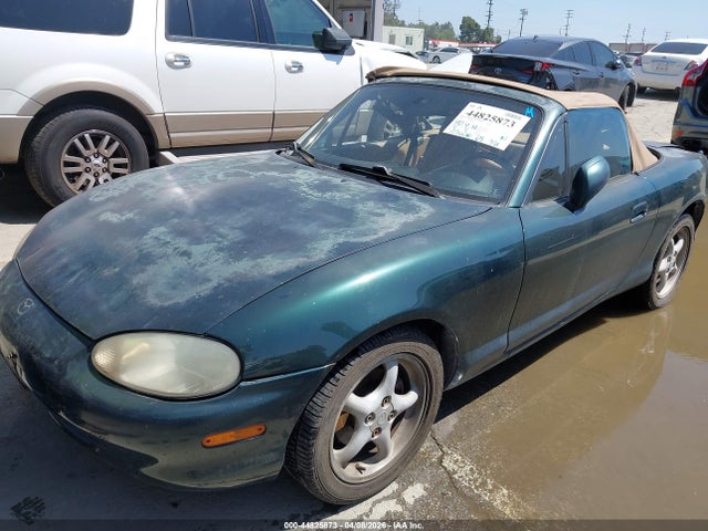 44825873 :رقم المزاد ، JM1NB3538X0133717 vin ، 1999 Mazda Mx-5 Miata مزاد بيع
