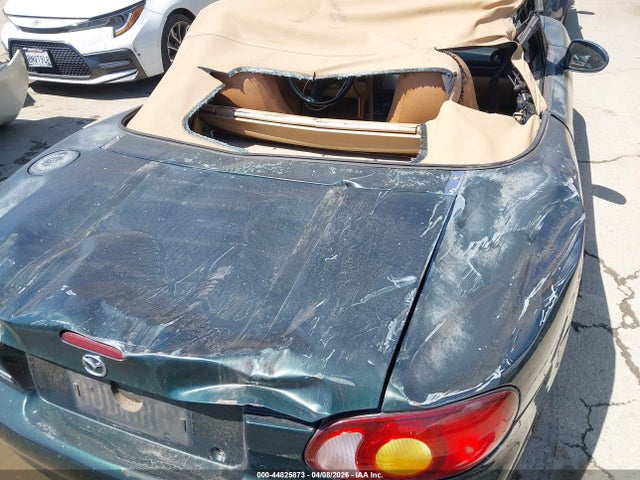 44825873 :رقم المزاد ، JM1NB3538X0133717 vin ، 1999 Mazda Mx-5 Miata مزاد بيع