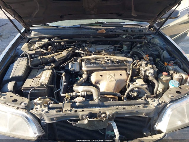 44825912 :رقم المزاد ، 19UYA1250VL021193 vin ، 1997 Acura Cl 2.2 مزاد بيع