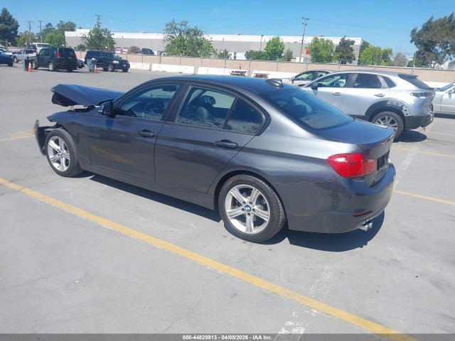 44825913 :رقم المزاد ، WBA3C1C59FK122206 vin ، 2015 Bmw 328i مزاد بيع