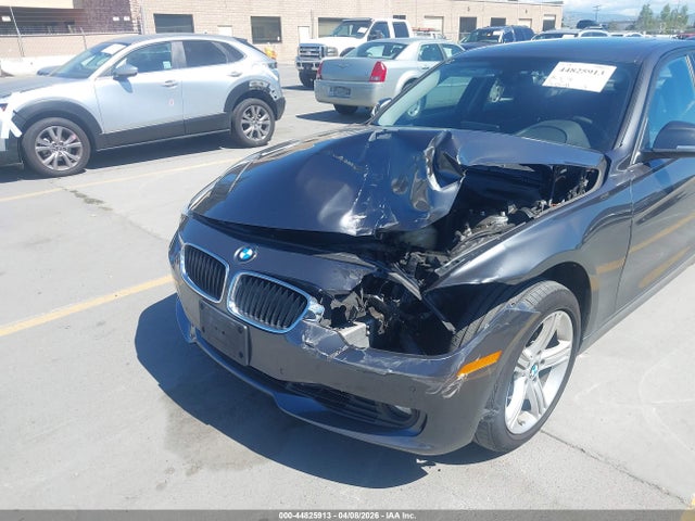 44825913 :رقم المزاد ، WBA3C1C59FK122206 vin ، 2015 Bmw 328i مزاد بيع