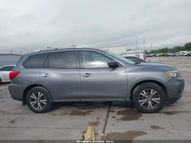 Продажа на аукционе авто 2017 Nissan Pathfinder Sv, vin: 5N1DR2MN5HC626609, номер лота: 44825919